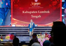 Tenun dan Ketak Lombok Tengah Dibawa Naik Kelas ke Pasar Nasional