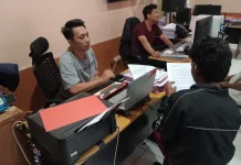 Pria Ini Ngamuk Bawa Sajam di Depan RSUD Mataram, Diamankan Polisi