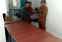 Dukung Pelayanan Desa Persiapan Kebaloan, Desa Senaru Serahkan Fasilitas Kantor