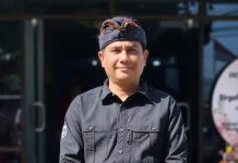 Sapuk Khas Lombok Jadi Official Merchandise MotoGP Mandalika 2026