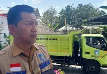 DLH Lobar Bergerak Tangani Sampah Gunungsari di tengah Ritase Terbatas