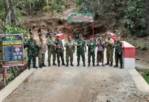 Jembatan Aramco di Lombok Utara Rampung, Tim Itdam IX/Udayana Lakukan Peninjauan