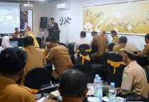 Bupati Sumbawa Minta Desa Transparan Kelola Keuangan