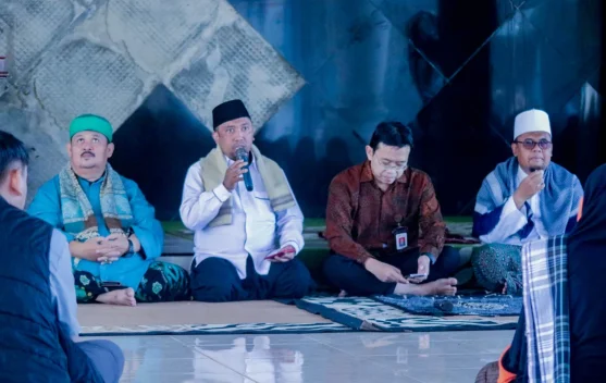 OJK NTB Edukasi Literasi Keuangan Santri di Ponpes Nurul Hikmah Langko Lobar