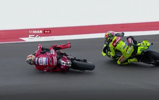 Marc Marquez Dihukum Long Lap Penalty usai Insiden Sprint di COTA - RRI ...