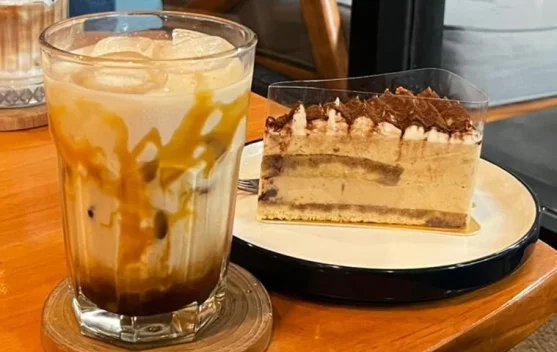 Tiramisu dan Kopi untuk Teman Kerja