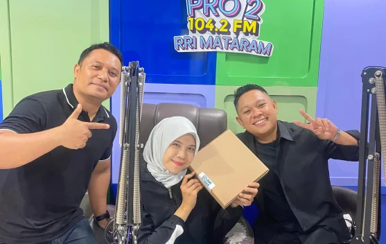 Dari Penyiar Radio Menjadi MC Langganan Berbagai Acara