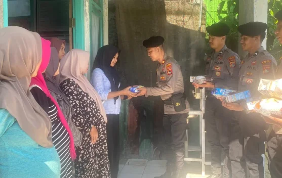 Ibu Hamil di  Kota Bima dapat Batuan dari Polisi