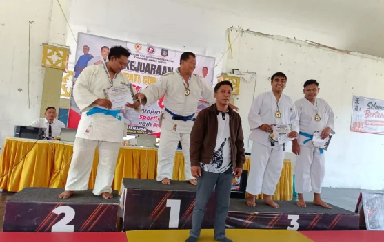Kejuaraan Judo Piala Bupati Loteng Sukses Digelar, Kota Mataram Raih Juara Umum
