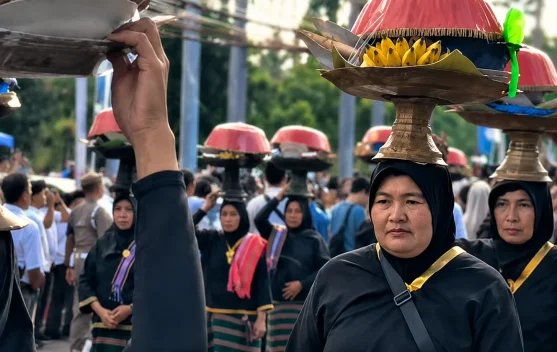 Parade 1.448 Dulang, Meriahkan Festival 1 Muharam 1448 H