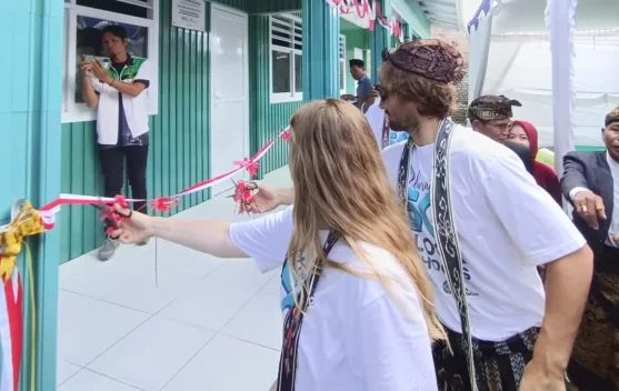 Kolaborasi Internasional Sulap 263 Ton Sampah Jadi Sekolah Tahan Gempa di NTB