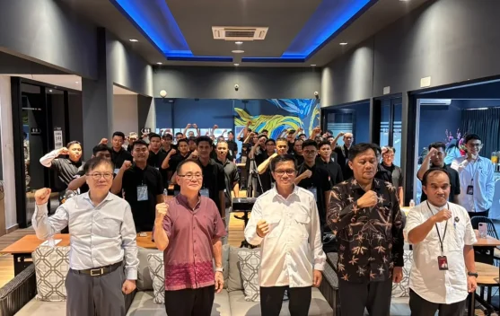 Kemenko PM Lepas 41 PMI Terampil ke Korea Selatan, Perkuat Program SMK Go Global