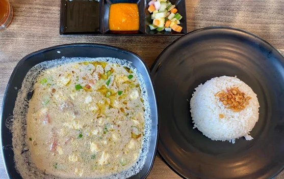 Soto Betawi Menyatukan Gurih Santan dan Aroma Rempah
