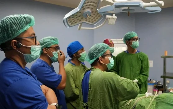 RSUD Soedjono Selong dan RS Unram Perkuat Layanan Operasi Laparoskopi