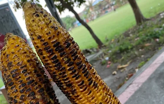Jagung Bakar Pedas Manis Khas Lombok, Camilan Sederhana yang Selalu Dirindukan