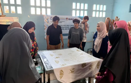 Universitas Bumigora Kembangkan Batik Khas NTB dengan Teknologi Tepat Guna