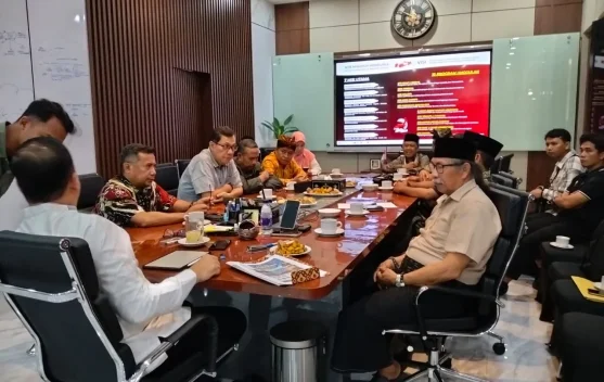 Kongres Intnasional Pertama Bahasa Sasaq harus Sukses, Owner Ayam Taliwang Diajak