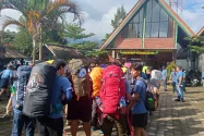 Pendaki Tektok ke Gunung Rinjani Mulai Ramai Awal Juli