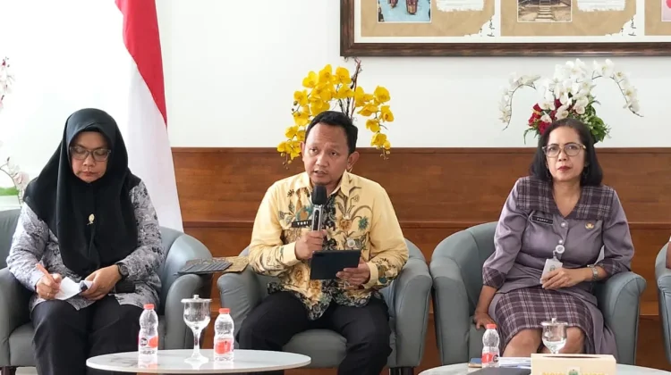 Stok Bahan Pokok Dipastikan Aman, Yosi: Tak Perlu Menimbun