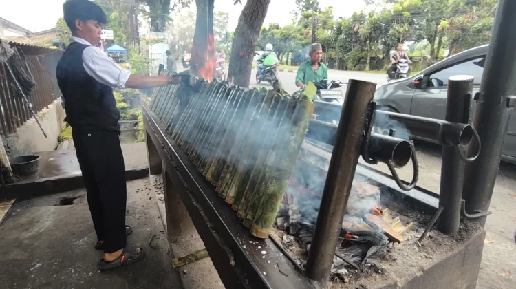 UD Lomang Panas Jaya Medan Laris Manis, Jual hingga 300 Porsi saat Akhir Pekan
