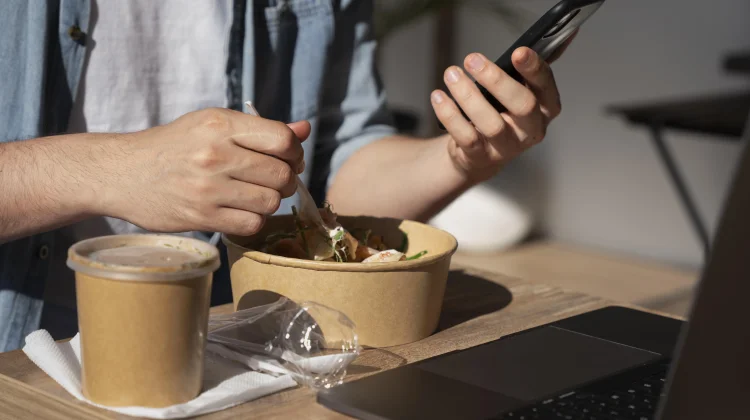 Mudahnya Menikmati Makanan Enak Hanya Dengan Teknologi