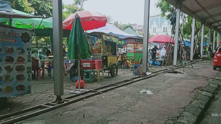 Berburu Takjil, Tradisi yang Menghidupkan Suasana Ramadan