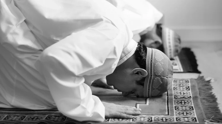 Ustaz Muhammad Junaidi: Ikhlas yang Membahagiakan Membuat Hidup Lebih Ringan
