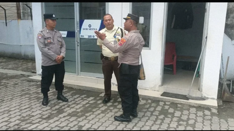 Sat Binmas Polres Tanjungbalai Perketat Keamanan Perbankan