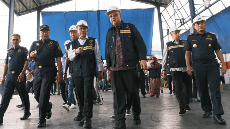 Komisi XI Tinjau Kinerja Bea Cukai Belawan