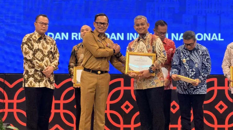 Pemko Medan Raih Sertifikat IDSD 2025 dari BRIN