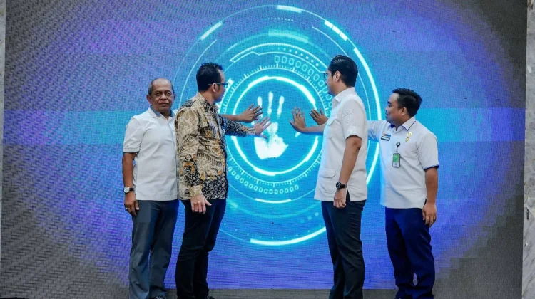 Rico Waas Perkuat Perlindungan 40 Ribu Pekerja Informal