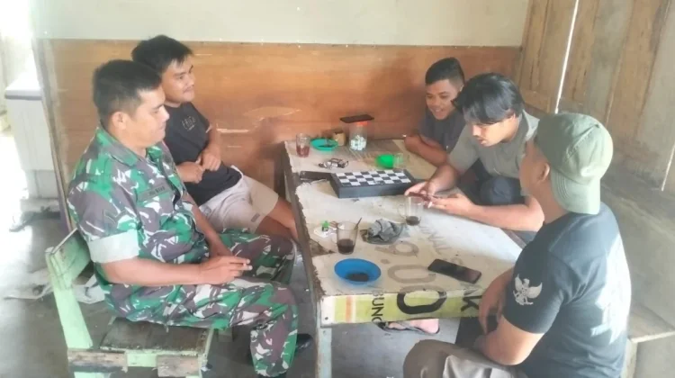 Babinsa 07/Salak Ajak Pemuda Berantas  Narkoba dan Judol