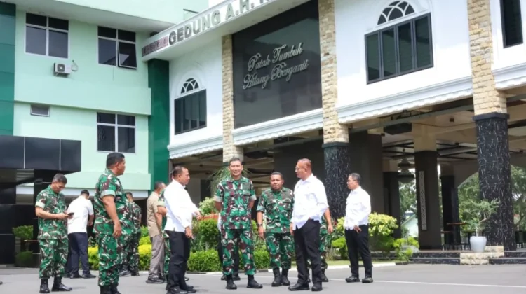 Wamenko Polkam Kunjungi Kodam I BB sebelum  ke Aceh Utara