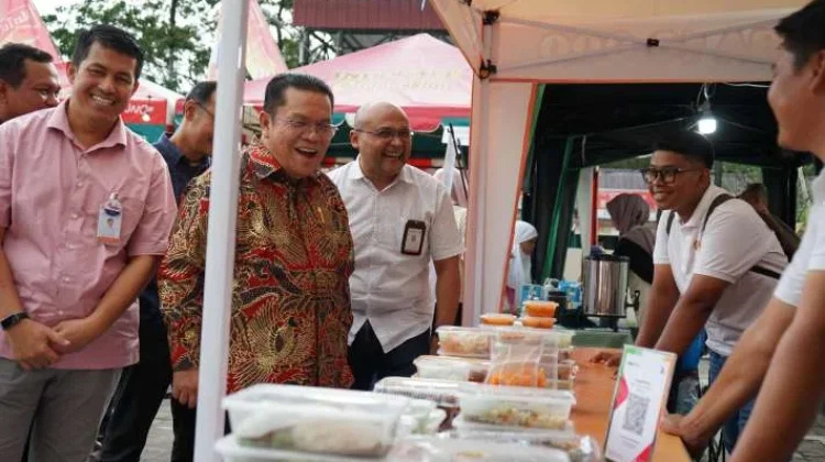 Wali Kota Pematangsiantar Kunjungi Wisata Takjil Ramadan Kampung QRIS Bank Sumut