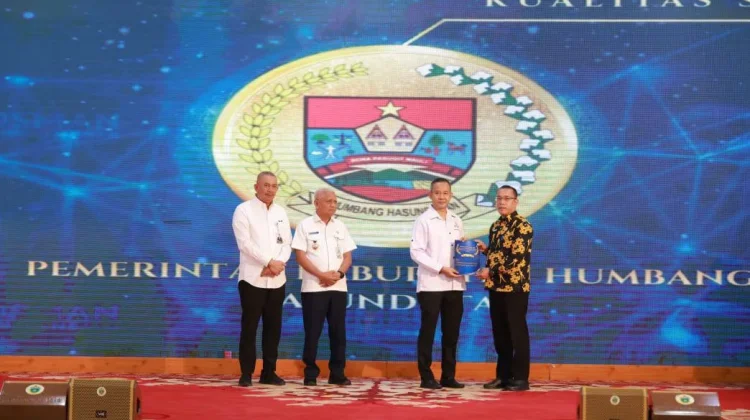 Pemkab Humbahas Terima Opini Ombudsman Pelayanan Publik