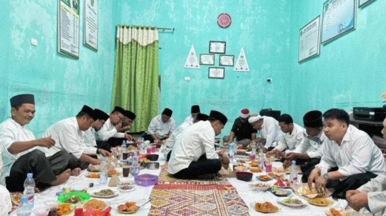 Buka Puasa Bersama, Kakan Kemenag  Ajak Perkuat Sinergi