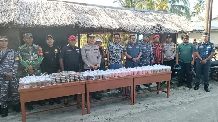 TNI–Polri, PTPN Adolina, Ormas dan Wartawan Berbagi Ratusan Takjil