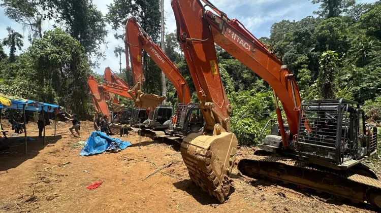 Polda Sumut Sita 14 Eskavator di Tambang Emas Ilegal Madina