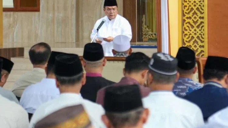 Dirut Tirta Uli Diminta Pasang Fasilitas Air Minum di Masjid