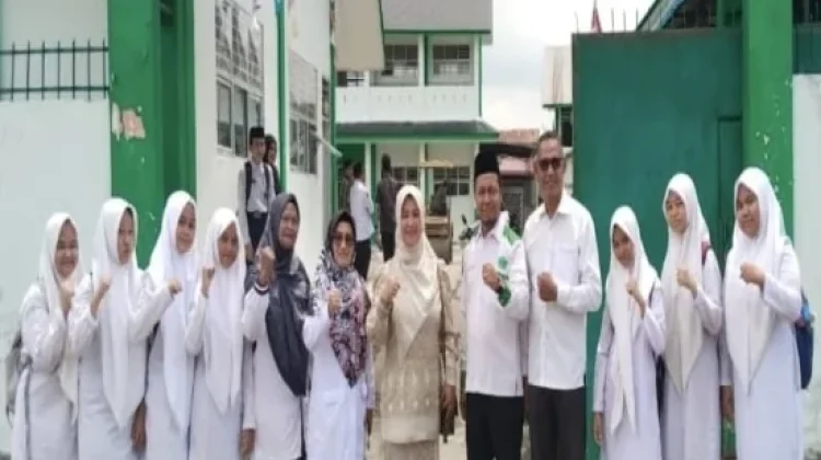 MTsN Tanjungbalai Sambut Monitoring dan Evaluasi Ko-Kurikuler Tim Kanwil Kemenag
