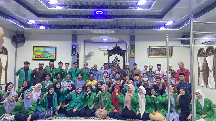 Safari Ramadan Jadi Ruang Mahasiswa Dekat dengan Rakyat