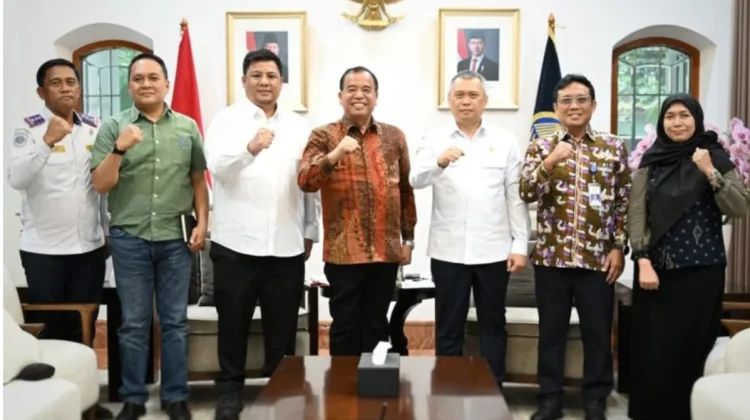 Bupati Samosir Usulkan Pembukaan Jalur Penyebrangan Danau Samosir-Tongging