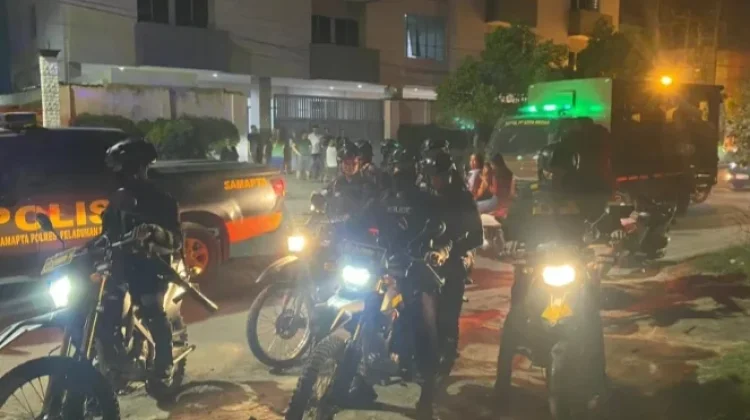 Patroli Gabungan, Polres Pelabuhan Belawan, Amankan Tiga Orang Bawa Sajam
