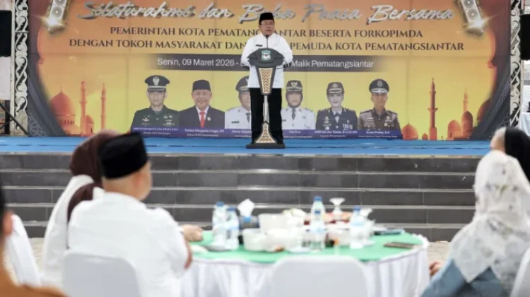 Wesly Ajak Perkuat Kebersamaan Saat Buka Puasa Bersama