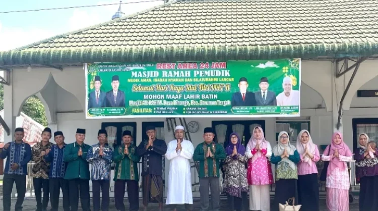 KUA Barumun Tengah Pasang Spanduk Masjid Ramah Pemudik