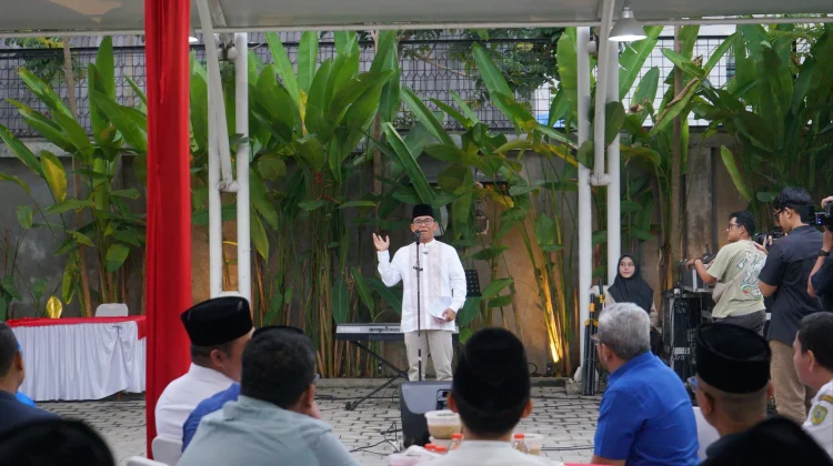 Zakiyuddin Harahap Buka Puasa Bersama Karang Taruna se-Sumut