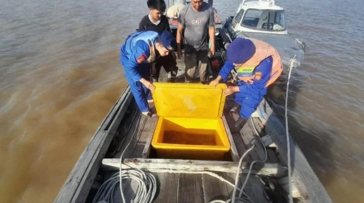 Sat Polairud Polres Tanjungbalai Patroli Cegah Barang Ilegal