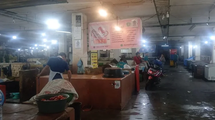 Harga Ayam Potong di Pasar Petisah Mengalami Kenaikan Pascalebaran