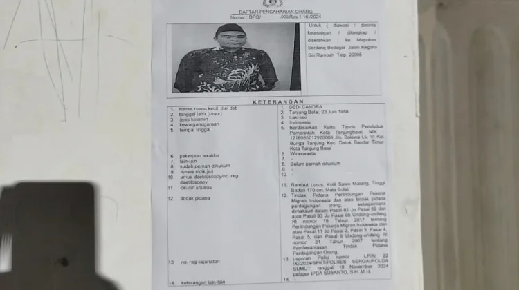 Aktivis Tanjungbalai Tempelkan Poster DPO Dedi Candra, Minta Respon Polres