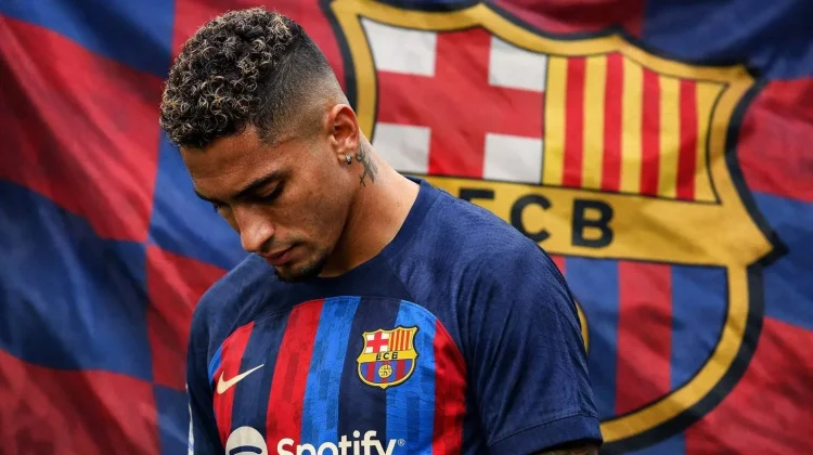 Raphinha Akan Absen Lima Minggu, Pukulan Besar bagi Barcelona